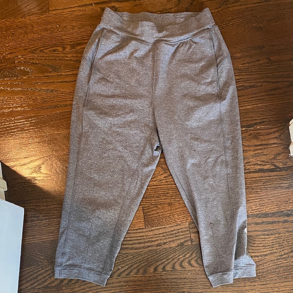 Lululemon Capri Jogger Leggings